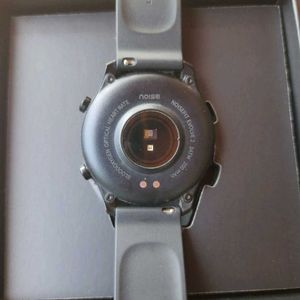 NOISE EVOLVE 2 AMOLED WATCH