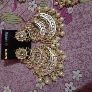 Earrings With Tika set😍