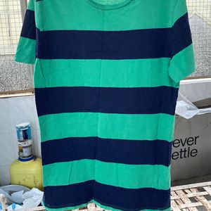 Old Navy T Shirt