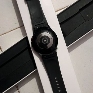 Samsung Galaxy Watch 4