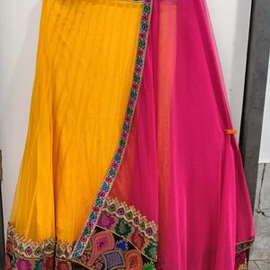 Beautiful Lahenga Dupatta Set