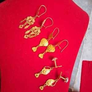 Beautiful New Earrings Gold