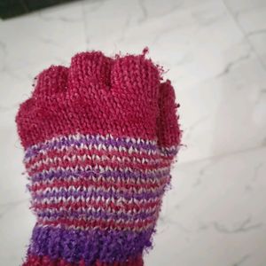 Knitted Hand gloves