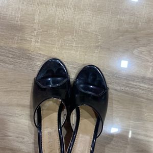 Black Classy Heels For Women