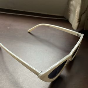 White Retro Sunglasses