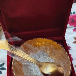 Golden Single Bowl With Spoon