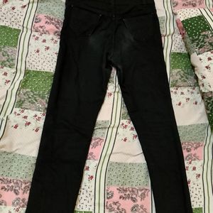 Black Skinny Jeans