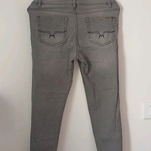 Grey Jeans 👖 For Men