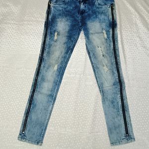 Stretcheble Jeans With Side Chains