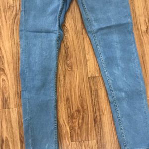 FOREVER 21 Blue High Rise Woman's Jean's