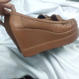 Brown Wedges