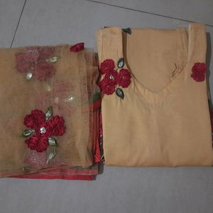 Kurti With Dupatta