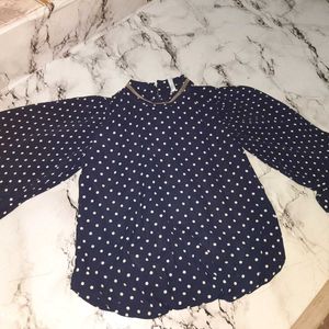 Ballon Sleeve Top