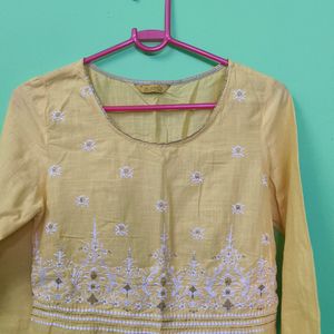 Straight kurti for women, comfortable to wear