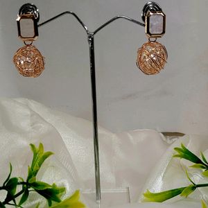 Nest Earrings- Rose Gold Colour