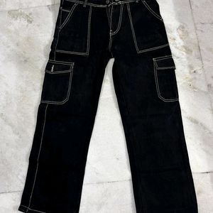 LEVIS 6 POCKET CARGO JEANS BLACK SIZE 32