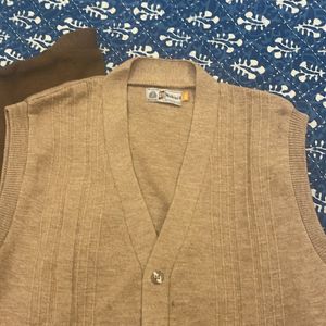 Men’s sweater/ Jacket , Chest 42, Pure Wool