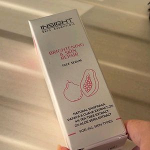 Insight Brightening Face Serum