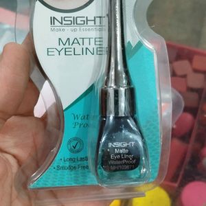 100% Waterproof Matte And Shiny Eyeliner