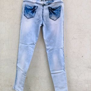 Women Lotus Light Faded Blue Jeans