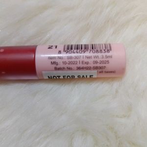 Swiss Beauty Liquid Lipstick