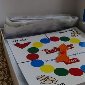 💥 GRAB NOW 💥Twister Game