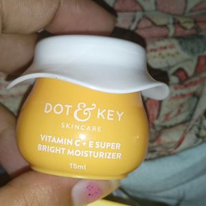 ! Great Offer! New Dot & Key Moisturizer