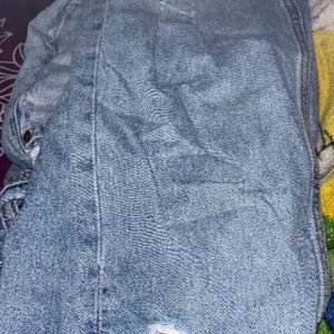 H&M BRANDED RIPPED JEANS