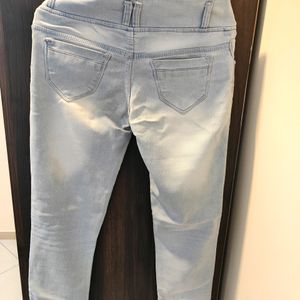 Mid Rise Stretchable Jeans