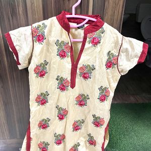 New Soch Kurti&salwar Cream And Red Color