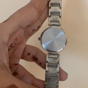 Ladies Watch From Abroad