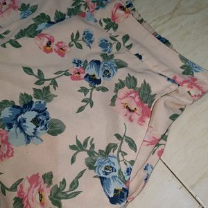 Floral Korean Short