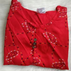 Red Kurti