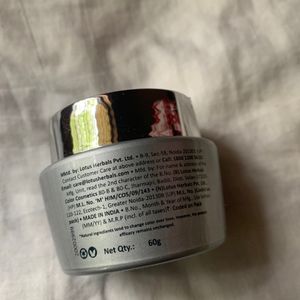 Lotus Whiteglow Night Creme