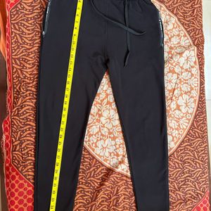 Unisex Stretchable Trackpant (size M/L)