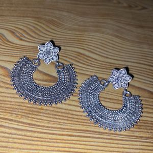 🔥Loot🔥Pretty Silver Earrings❤️