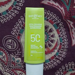 Dot and Key Cica Niacinamide Face Sunscreen SPF 50