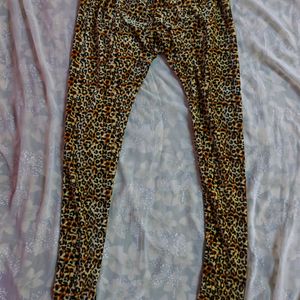 Leapord Print Legging Or Bottom (Women's)