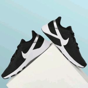 Nike Essential 2 Shoes