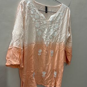 Chikankari short kurti