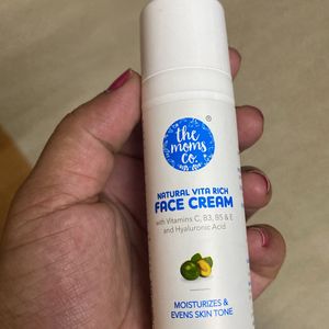 The Moms Co. Face Cream