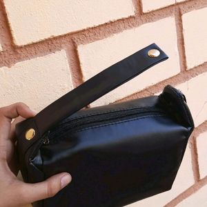 Mac Black Pouch