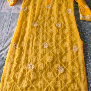 chikankari kurti