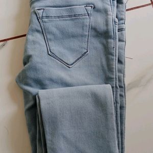 Grey High-waisted Jeans