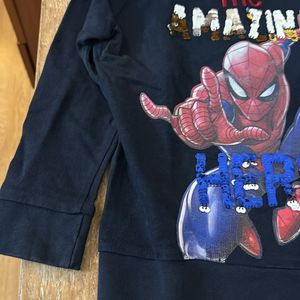 Sweatshirt - Marvel