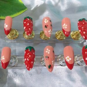 Press On Nails(Strawberry Candy🍓)