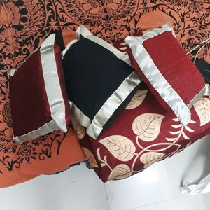 CUSHIONS WITH COVERS