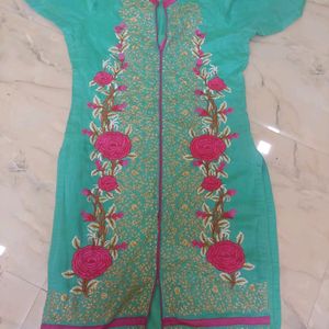 🌻🌻Embroidered Kurta