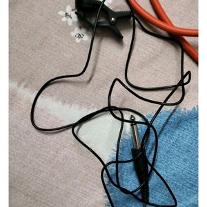 Combo Of Guitar Cable , Pickup And Amplifier