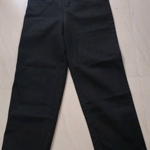 NEW STRAIGHT FIT JEANS FOR WOMEN